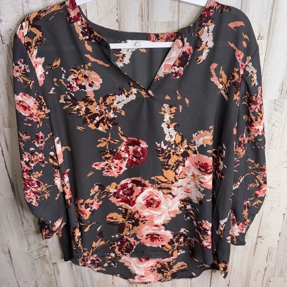 Maurices XXLGray Floral Pullover Sheer Blouse Top Plus - Picture 3 of 16